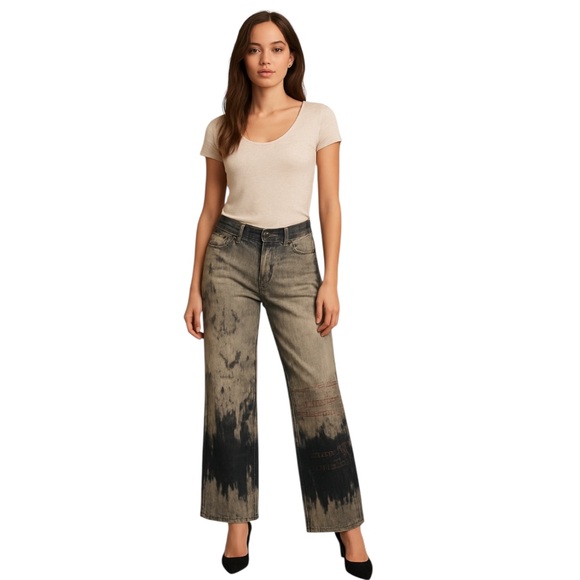 Y2K Express Distressed Bleached Jeans with Beaded Accessory - Picture 12 of 12